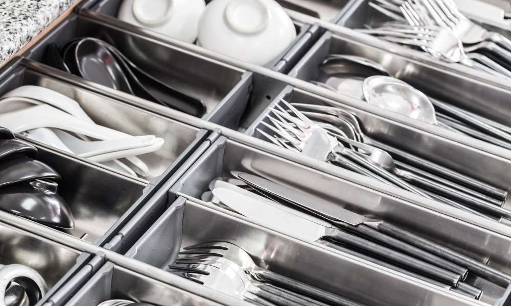 Types of Kitchen Cutlery